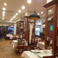12/7/2014 tarihinde fatih A.ziyaretçi tarafından Byzantion Bistro &amp; Restaurant'de çekilen fotoğraf
