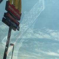 Photo taken at McDonald&amp;#39;s by It&amp;#39;s S. on 4/17/2016