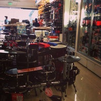 Salonga Music Store Cubao Socorro 0 tips