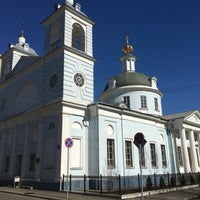 Photo taken at Храм Успения Пресвятой Богородицы На Могильцах by Tatiana C. on 3/27/2016