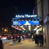 Foto scattata a Altria Theater da Sandy O. il 11/21/2022