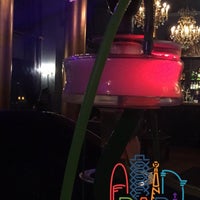 Foto scattata a Elephant Restaurant &amp;amp; Lounge Club da Nada A ⚖. il 1/31/2017