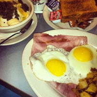 Foto tomada en Malibu Diner NYC  por Olivier G. el 5/13/2013