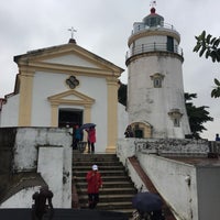 Guia Lighthouse 東望洋燈塔 Farol Da Guia Sao Lazaro Colina Da Guia 東望洋山