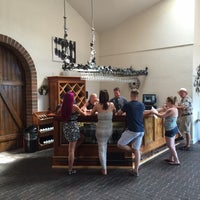 Foto tirada no(a) Silvan Ridge Winery por Amber S. em 7/6/2015