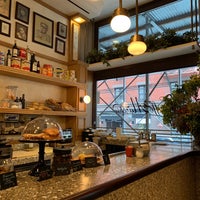 รูปภาพถ่ายที่ Caffe Marchio โดย Michal เมื่อ 9/2/2019
