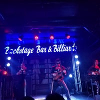 Das Foto wurde bei Triple B Backstage Bar &amp;amp; Billiards von Roberta am 9/2/2017 aufgenommen