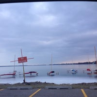 1/15/2014 tarihinde Lynda S.ziyaretçi tarafından Erie Yacht Club'de çekilen fotoğraf