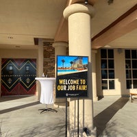 รูปภาพถ่ายที่ Thunder Valley Casino Resort โดย Craig K. H. เมื่อ 2/2/2021