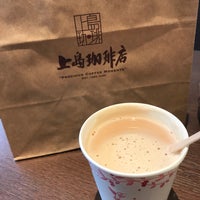 Photo taken at Ueshima Coffee House by pooh あ. on 4/10/2019