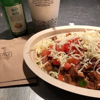 Photo taken at Chipotle Mexican Grill by T Y. on 4/30/2019