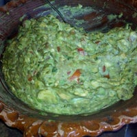 Foto diambil di Tacos Gus oleh Lindoro C. pada 12/5/2012