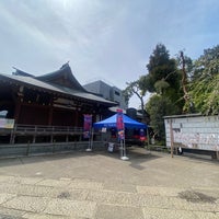 Photo taken at Hatonomori Hachiman Shrine by みんみん on 4/7/2024