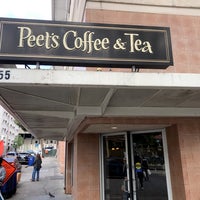 Photo taken at Peet&amp;#39;s Coffee &amp;amp; Tea by Sean R. on 5/7/2022