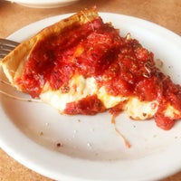 Photo taken at Zachary&amp;#39;s Chicago Pizza by Sean R. on 9/23/2021