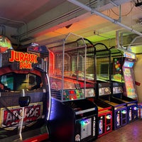 Foto diambil di Players Arcade &amp;amp; Sports Grill oleh Jeff W. pada 6/5/2022