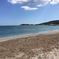 Plage De Saint Cyprien Lecci Corse