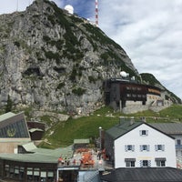 7/30/2017 tarihinde Mat Y.ziyaretçi tarafından Wendelsteinhaus Panoramarestaurant &amp;amp; Terrasse'de çekilen fotoğraf
