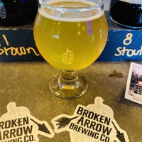 Foto tirada no(a) Broken Arrow Brewing Company por Richard V. em 6/29/2022