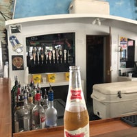 7/7/2017에 Jeff H.님이 Buoys Bar에서 찍은 사진