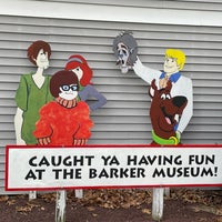 Das Foto wurde bei Barker Character, Comic, and Cartoon Museum von Samantha N. am 1/21/2021 aufgenommen