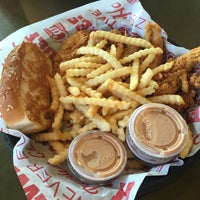 Photo taken at Raising Cane&amp;#39;s Chicken Fingers by Terri O. on 9/17/2016