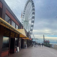 Photo taken at The Seattle Great Wheel by Auintard H. on 1/29/2024