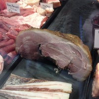 4/19/2014にLee M.がM.F. Dulock Pasture-Raised Meatsで撮った写真