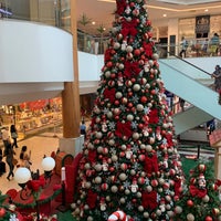 รูปภาพถ่ายที่ Natal Shopping โดย Guto S. เมื่อ 12/12/2019