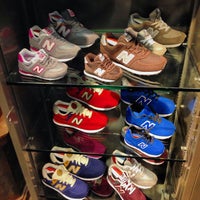 new balance shoe store nyc