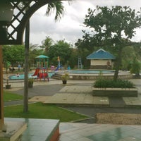 Review Kolam Renang Banjar Wijaya