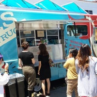 Photo taken at Tres Truck by Wes Y. on 6/26/2013