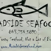 6/24/2015에 Eugene M.님이 Roadside Seafood Food Truck에서 찍은 사진
