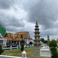 Photo taken at Wat Kalayanamitr by Sutthipong S. on 8/1/2023
