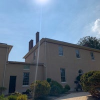 รูปภาพถ่ายที่ Tudor Place Historic House and Garden โดย Daniel W. เมื่อ 9/22/2019
