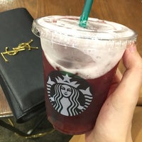Photo taken at Starbucks by Victoria P. on 10/12/2018