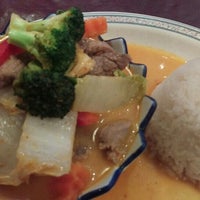 5/27/2015 tarihinde Kasey B.ziyaretçi tarafından Joy Thai Cuisine'de çekilen fotoğraf