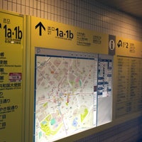 六本木駅 西麻布方面改札 六本木 六本木6 1 25