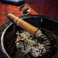 12/17/2022 tarihinde Danyziyaretçi tarafından The Occidental Cigar Club'de çekilen fotoğraf