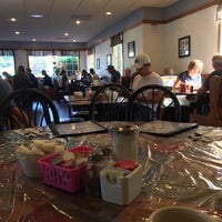 8/17/2017 tarihinde Kristen G.ziyaretçi tarafından Northstar Family Restaurant'de çekilen fotoğraf