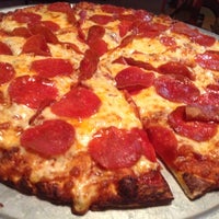Round Table Pizza 4 Tips