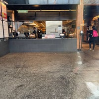 Photo taken at Shake Shack by Luke C. on 9/7/2022