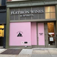 12/4/2022 tarihinde Luke C.ziyaretçi tarafından Flatiron Wines &amp;amp; Spirits - Manhattan'de çekilen fotoğraf