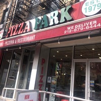 รูปภาพถ่ายที่ Pizza Park โดย Luke C. เมื่อ 12/4/2023
