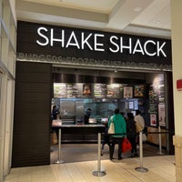 Photo taken at Shake Shack by Luke C. on 11/25/2022