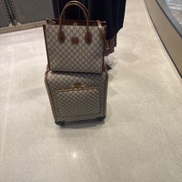 12/17/2023にLuke C.がGucciで撮った写真