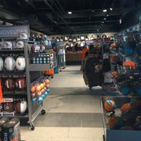 Team Store - Souvenir Store in Miami Gardens