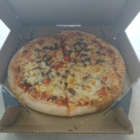 Photo taken at Domino&amp;#39;s Pizza by Алексей Л. on 8/6/2016