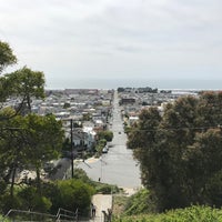 Photo taken at Quintara Stairs by Alex L. on 4/25/2020