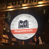 Foto diambil di Magazine Cafe oleh Rosie Mae pada 2/6/2019